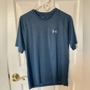 Under Armour Men’s Medium loose fit T-Shirt